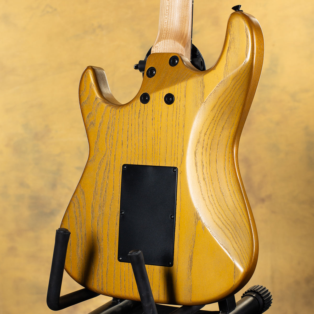 2021 Kiesel Delos Headless 6 Gold Top