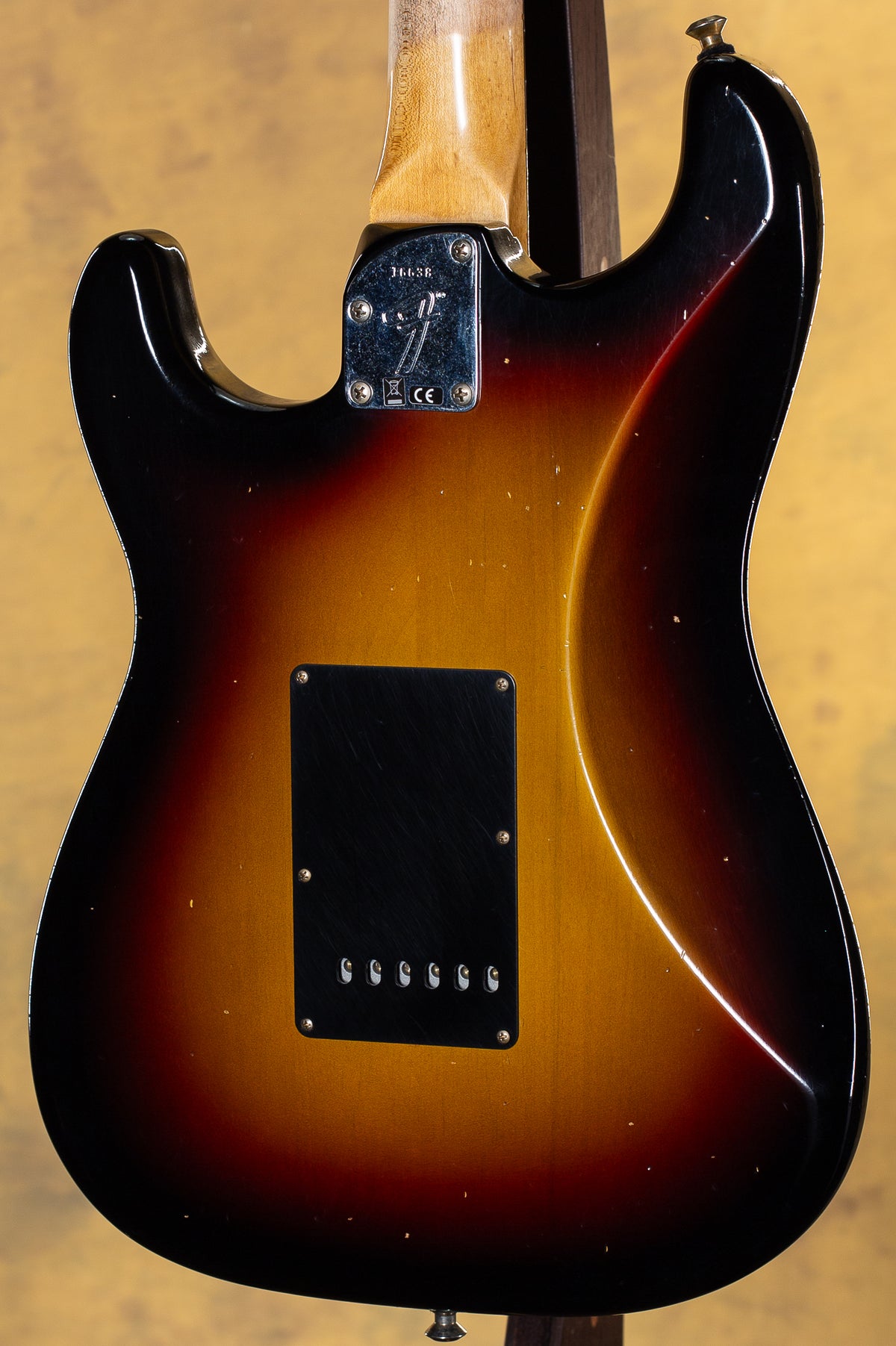 2024 Fender Custom Shop Postmodern Strat Journeyman Relic Rosewood Fingerboard 3-Color Sunburst