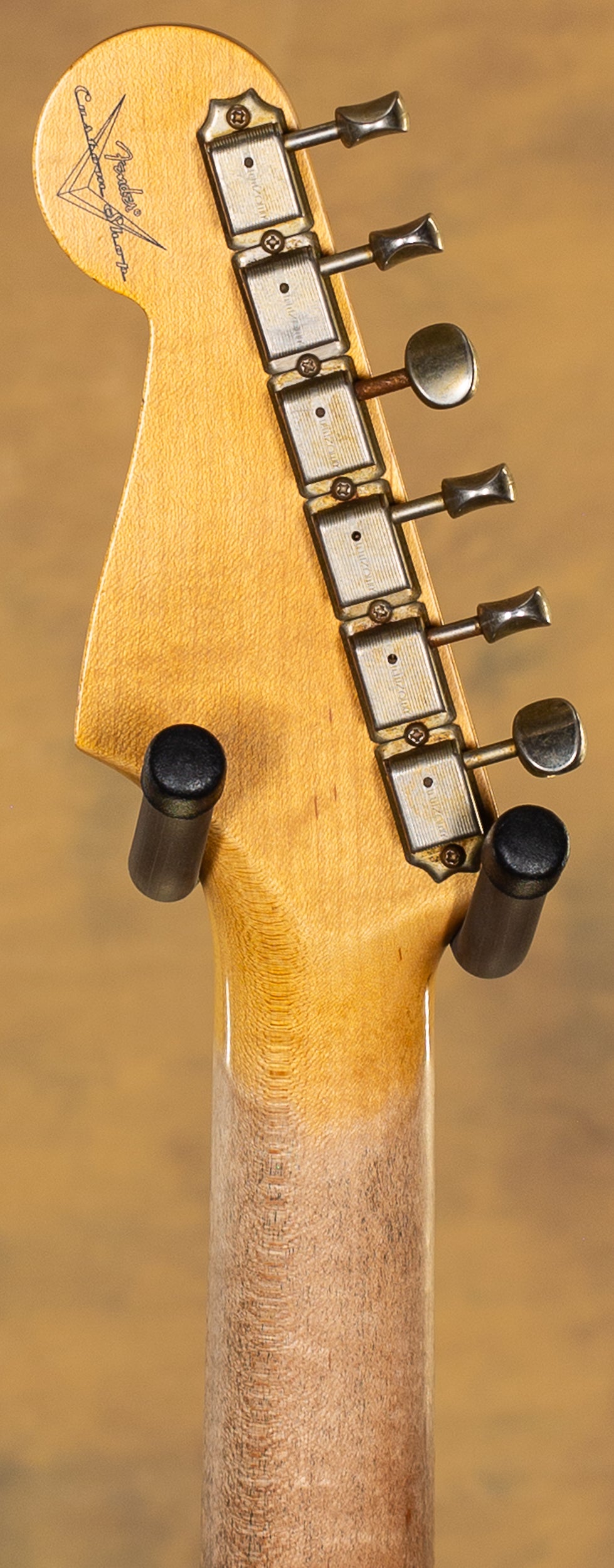 2024 Fender Custom Shop Postmodern Strat Journeyman Relic Rosewood Fingerboard 3-Color Sunburst