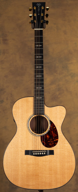 Martin USED OMCPA1 Plus w/ case