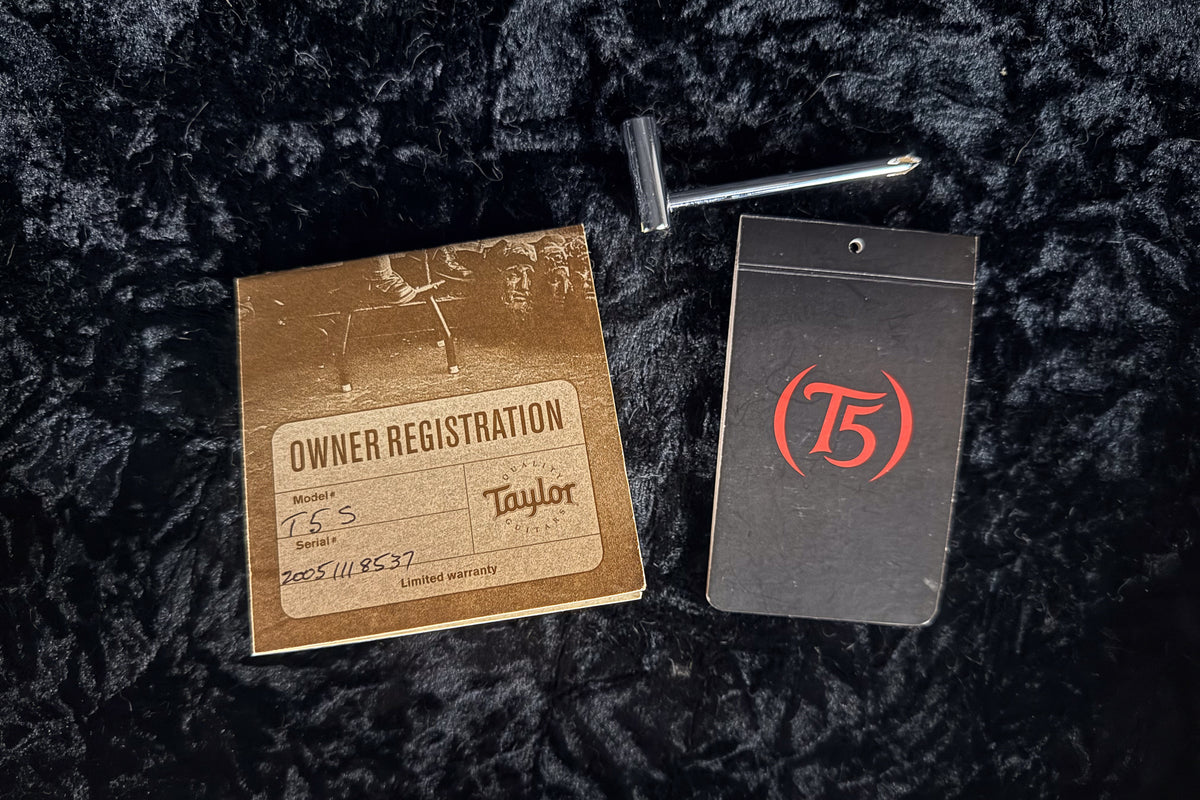 2005 Taylor T5-S Standard Spruce Sunburst