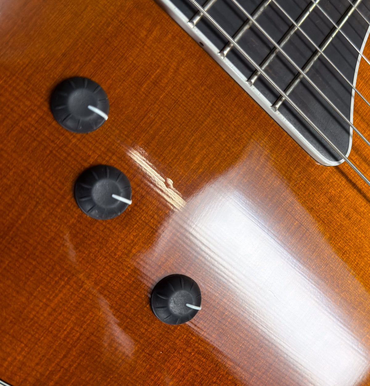 2005 Taylor T5-S Standard Spruce Sunburst