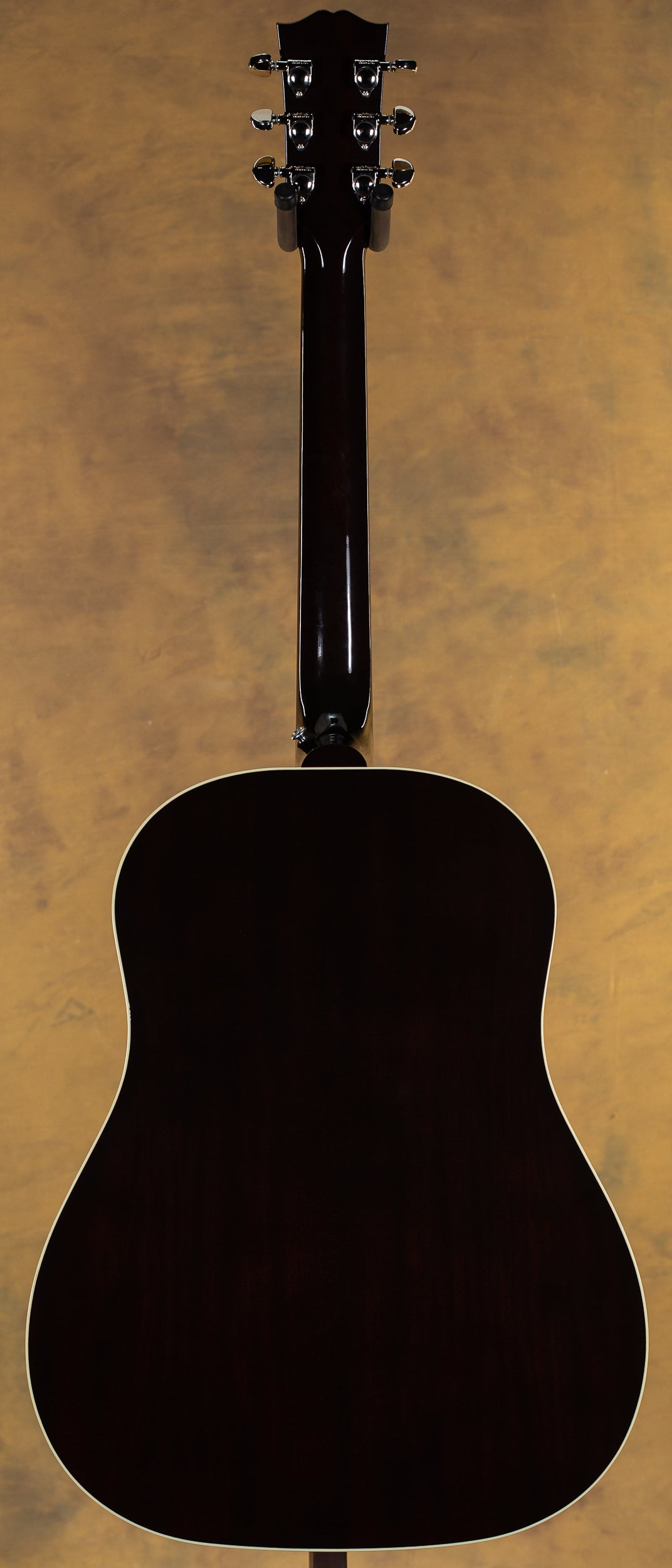 【新古品】gibson J-45 standard 2024製 2024 Gibson J-45 Standard Vintage Sunburst - Willcutt Guitars