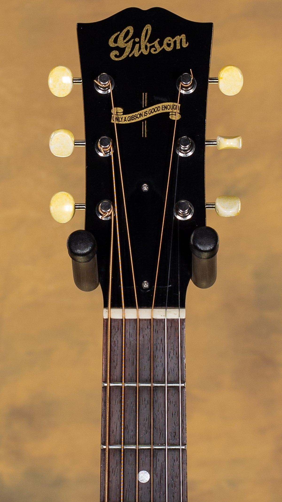 2022 Gibson Custom Shop Early 40's J-45 Historic Legend Vintage Sunburst