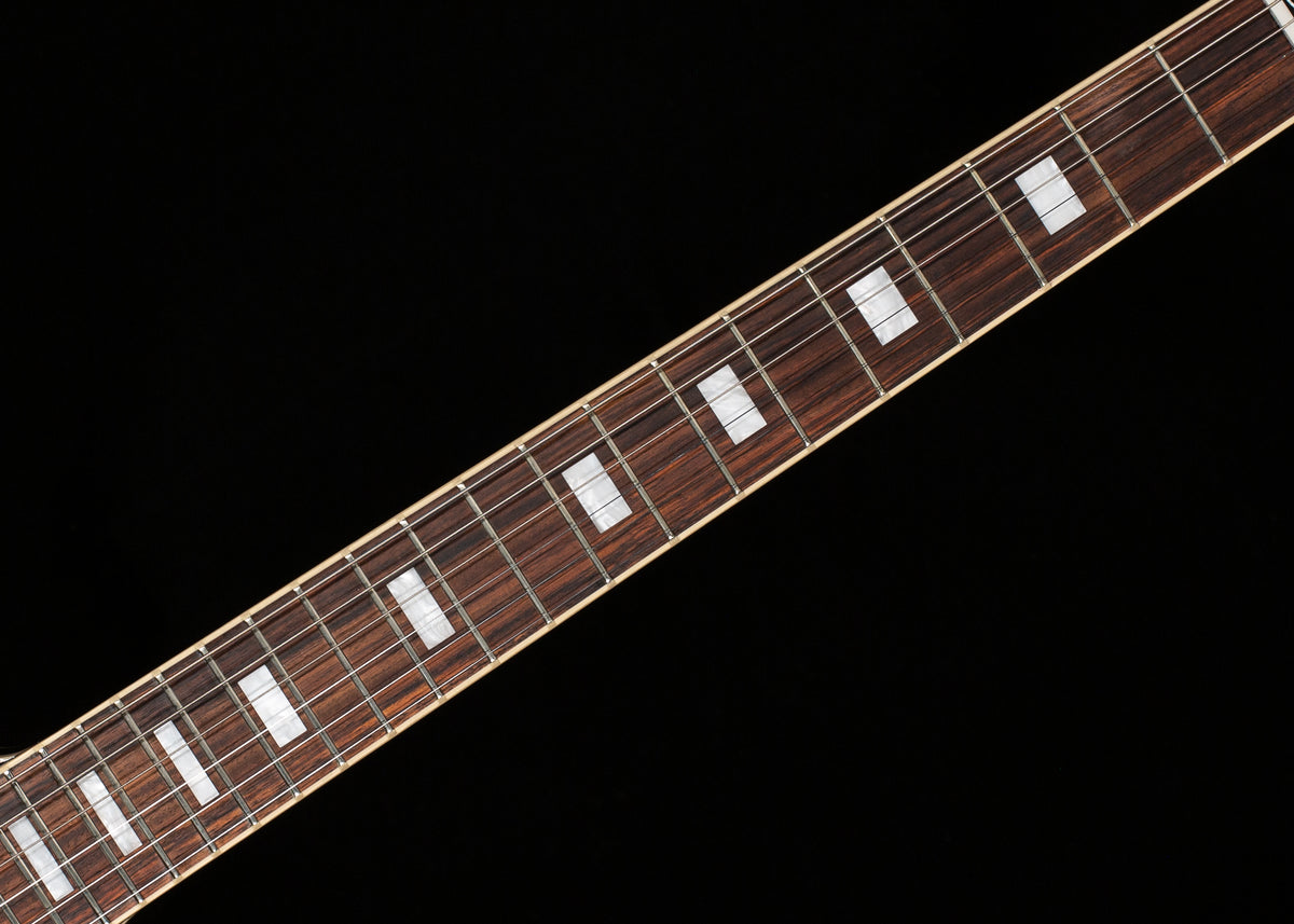 Gibson ES-335 Figured Blood Moon Burst (042)