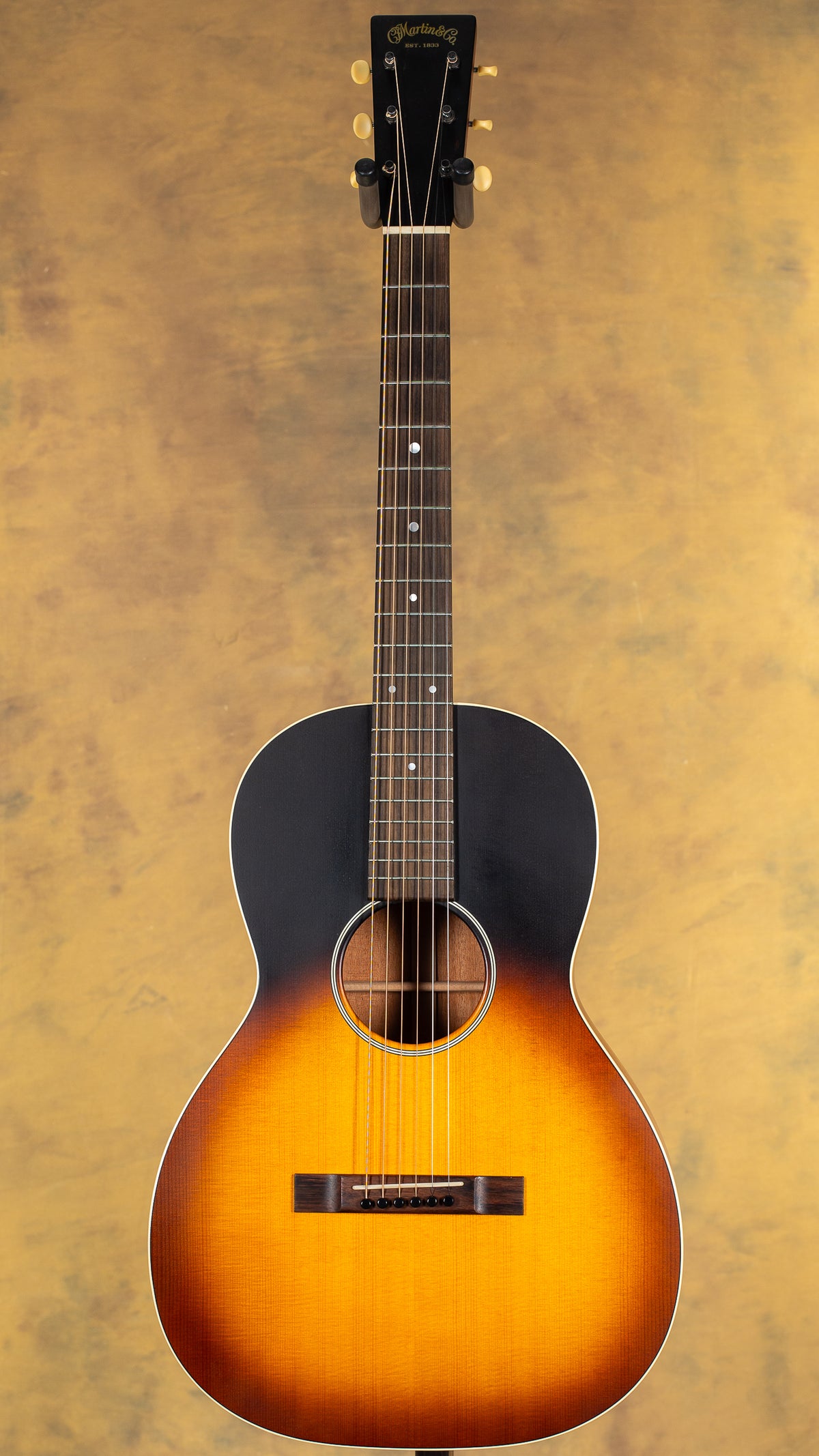 2016 Martin 00-17S Whiskey Sunset 12 Fret
