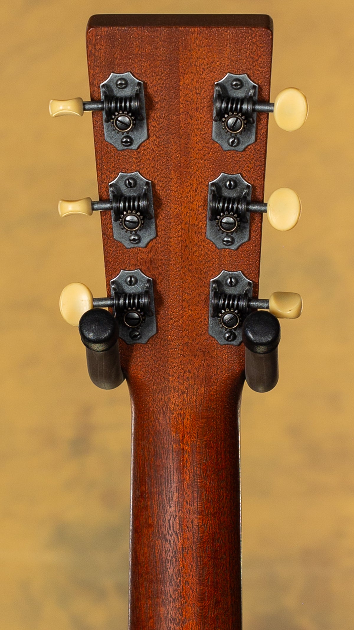 2016 Martin 00-17S Whiskey Sunset 12 Fret