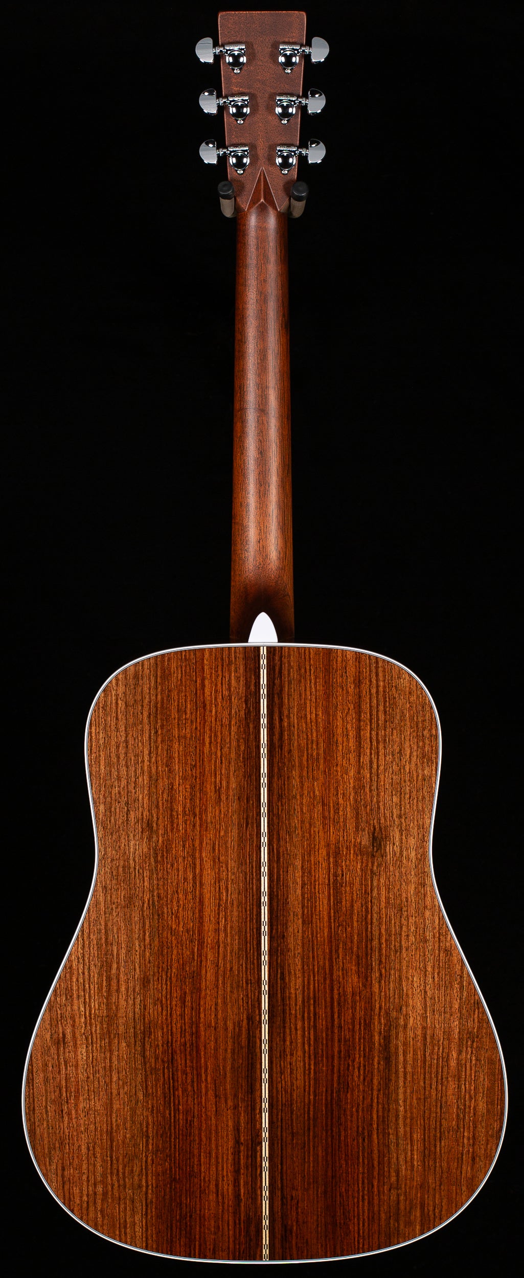 Martin D-28 2024 Spec (640)
