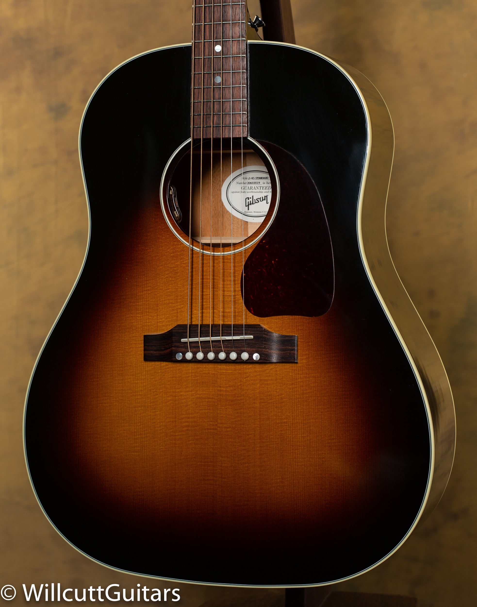 gibson j 45 tobacco sunburst J-45 Special Satin The neck is fitted to the body with a compound dovetail joint 2013 Gibson J-45 Standard Tobacco