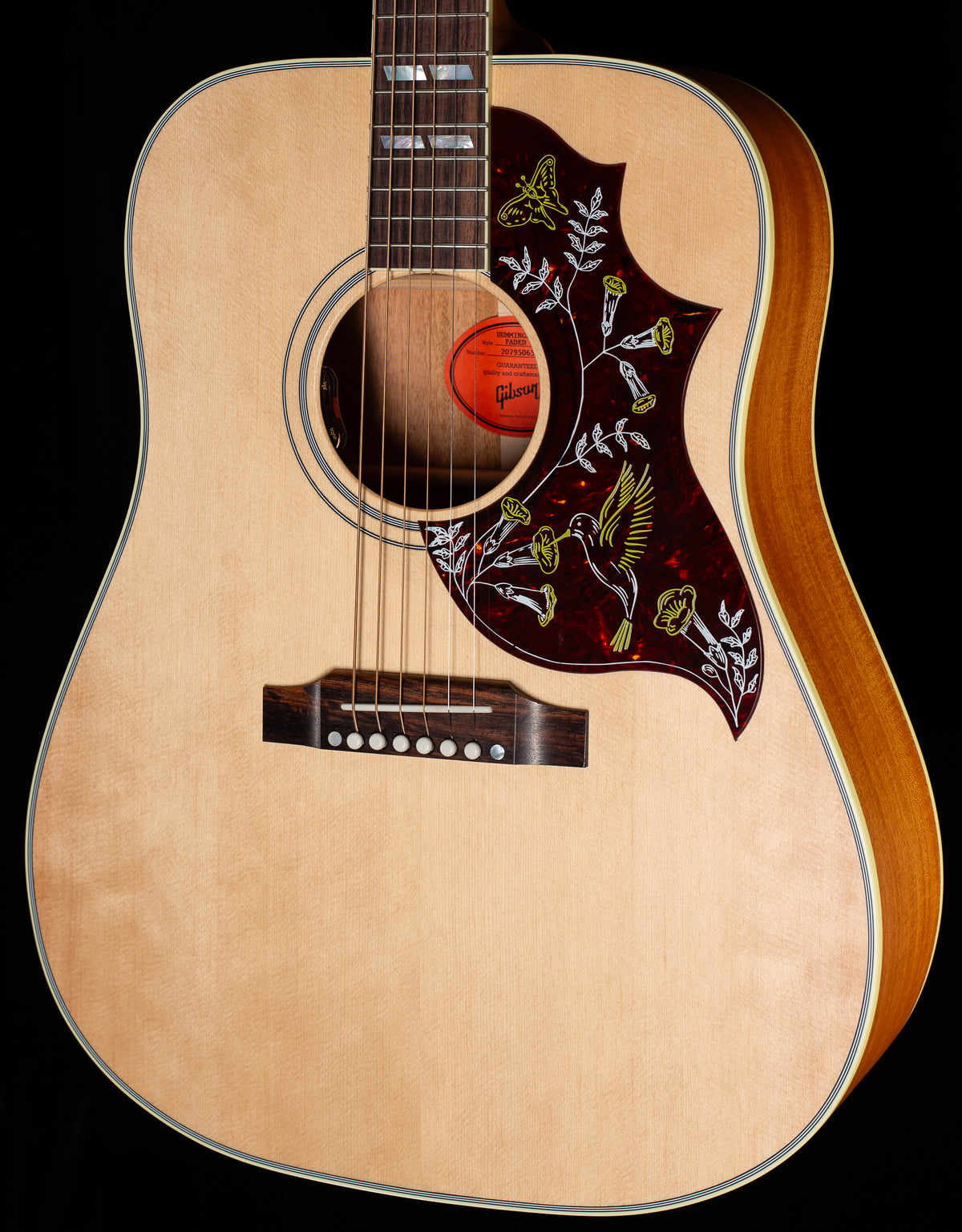 Gibson Hummingbird Faded Antique Natural (065)