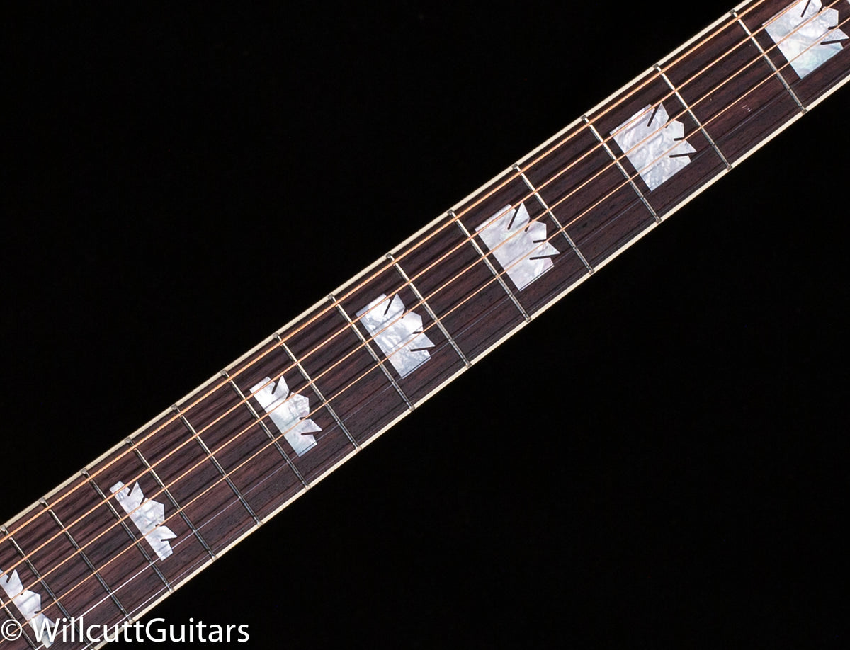 Gibson Custom Shop SJ-200 Standard Willcutt Exclusive Red Spruce (038)