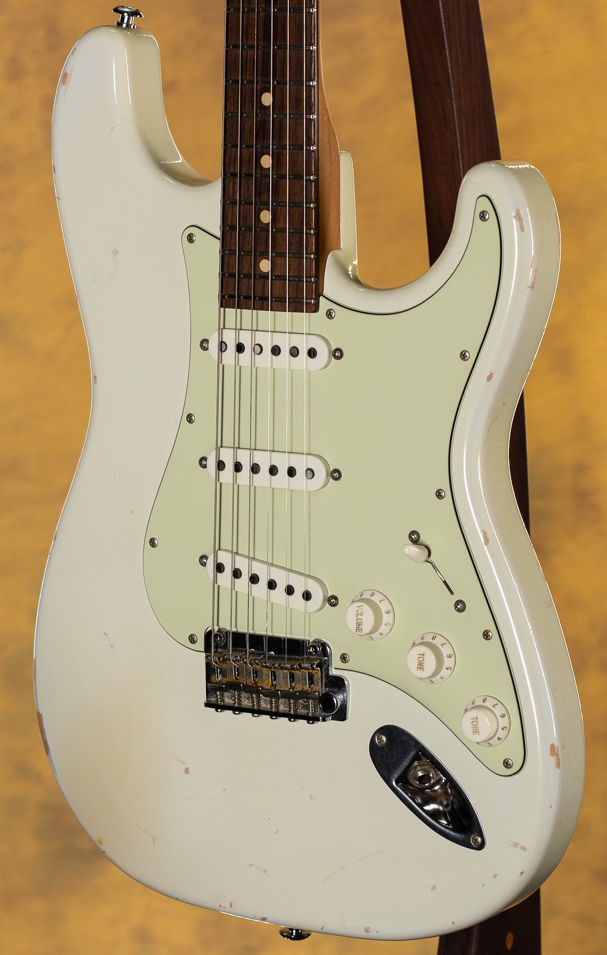 Suhr Classic S Antique Olympic White Rosewood