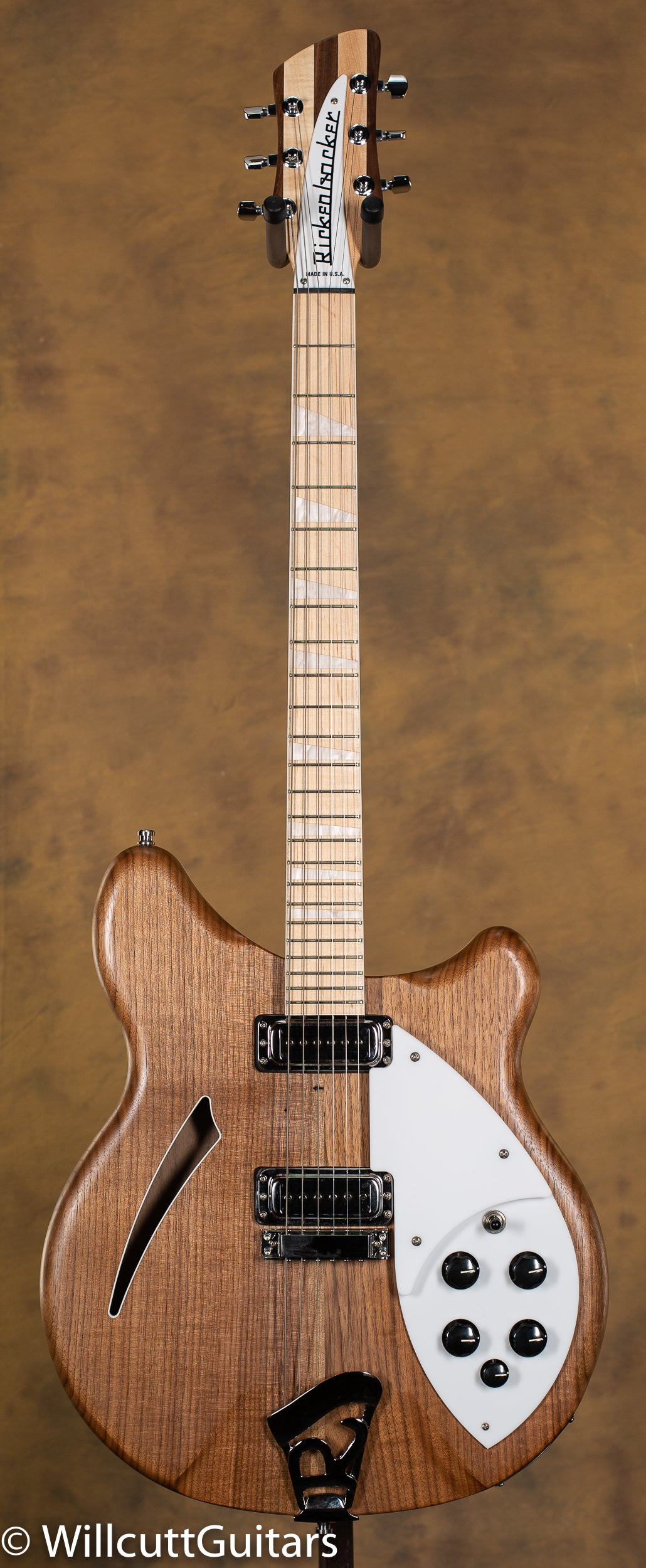Rickenbacker 360W Walnut