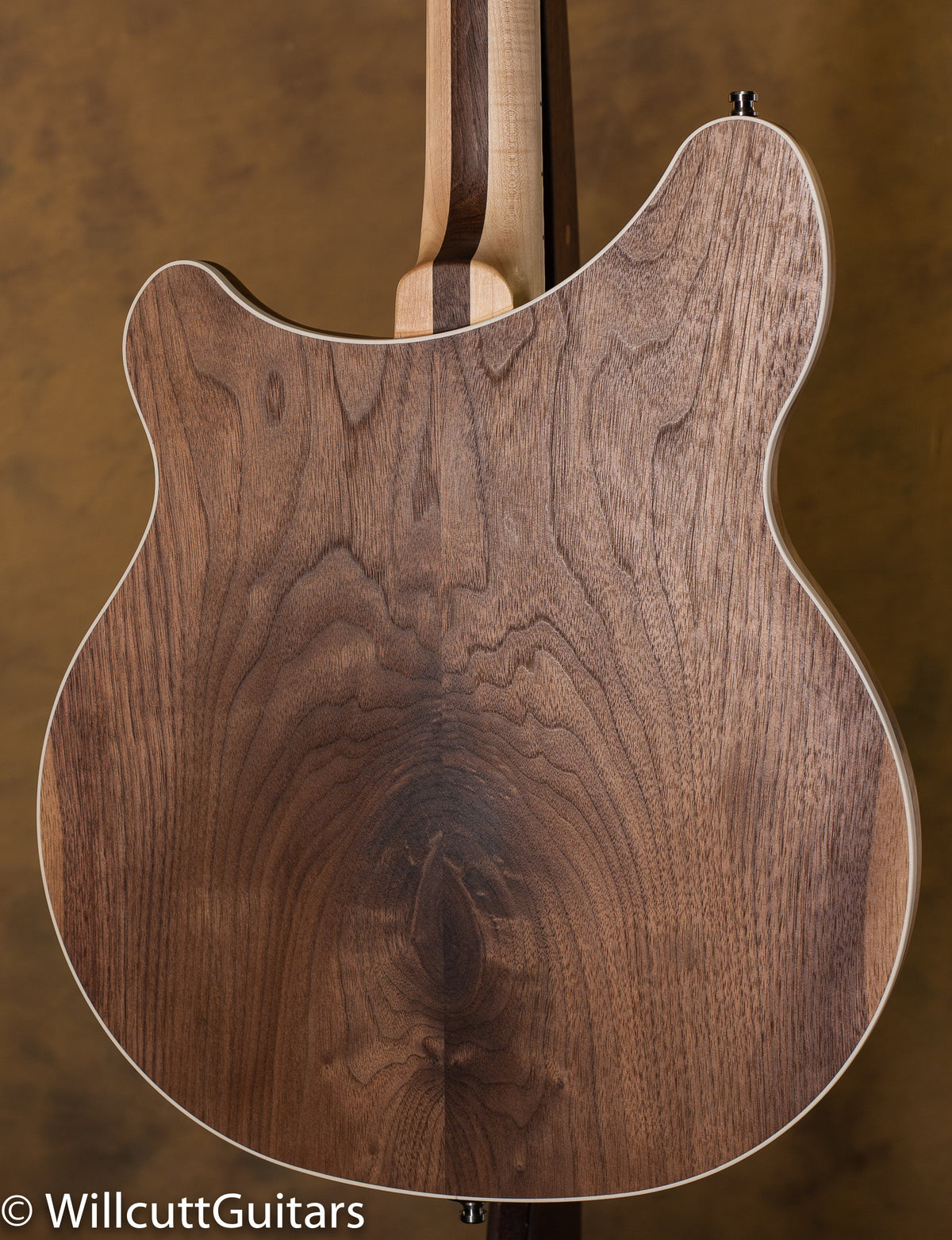 Rickenbacker 360W Walnut