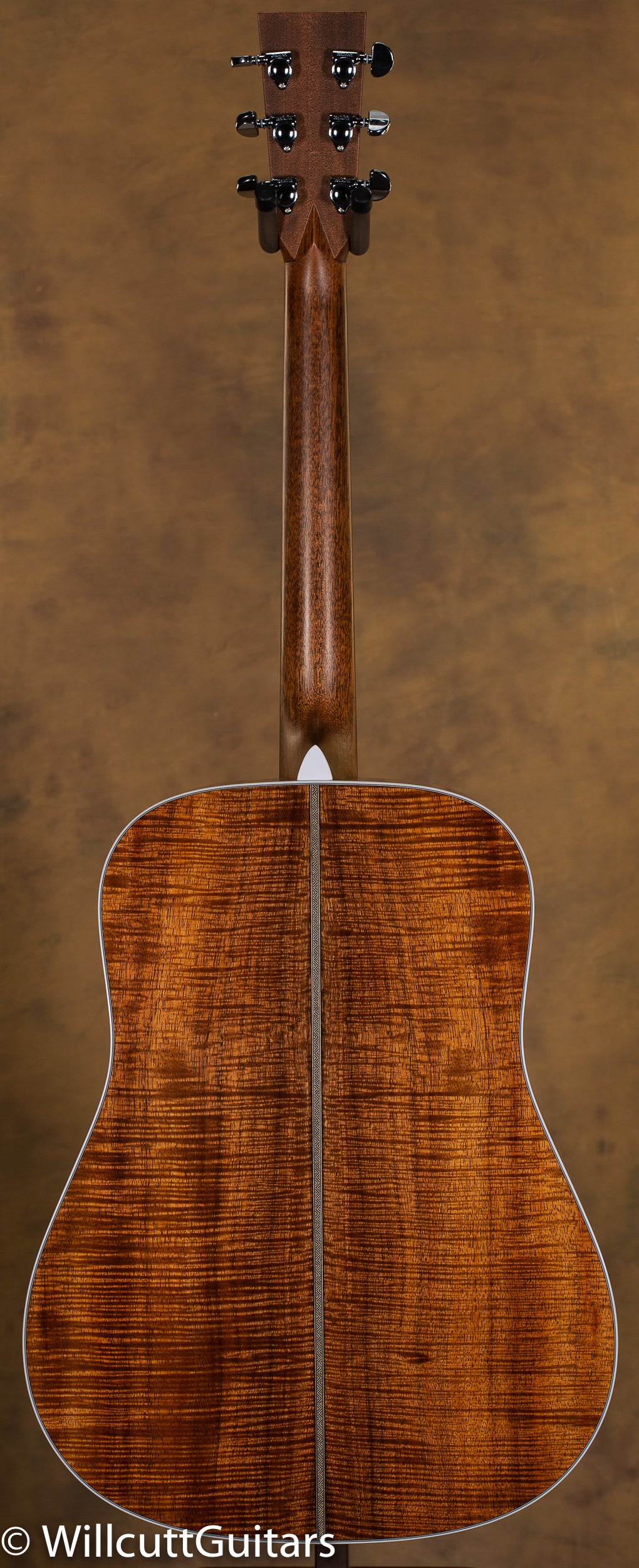 Martin Custom Shop Style 28 Dreadnaught Herringbone Koa
