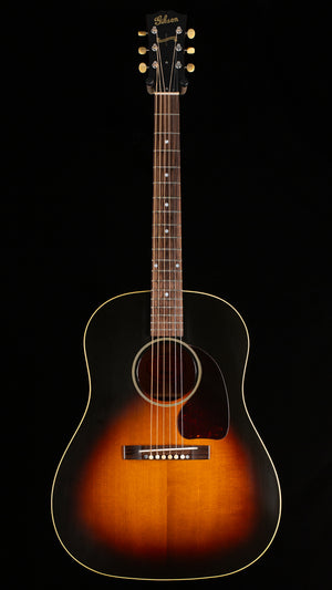 Gibson Custom Shop 1942 Banner J-45 Vintage Sunburst (018)