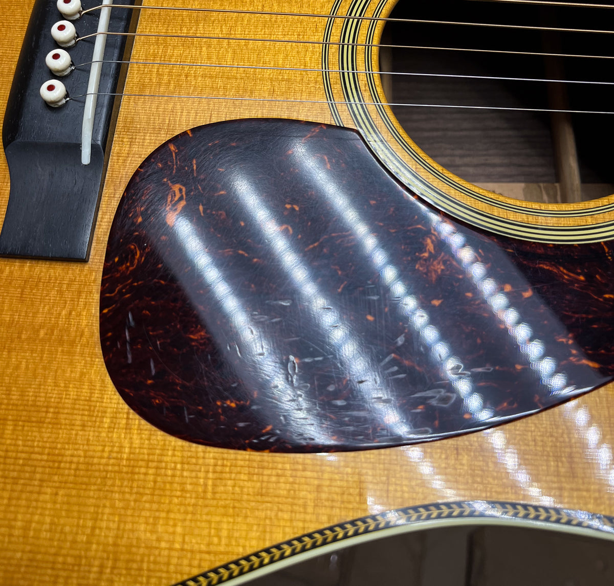 2017 Martin HD-28V Acoustic Guitar