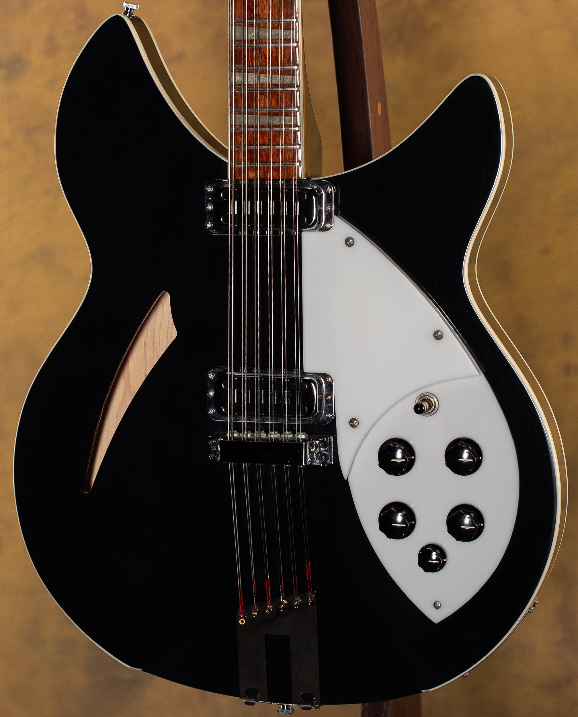 Rickenbacker 360/12C63 12 String Jetglo - Willcutt Guitars Rickenbacker 360/12C63 12 String Jetglo - Willcutt Guitars
