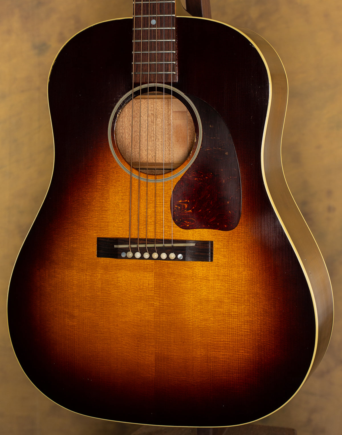 Gibson Custom Shop 1942 Banner J-45 Murphy Lab Light Aged Vintage Sunburst