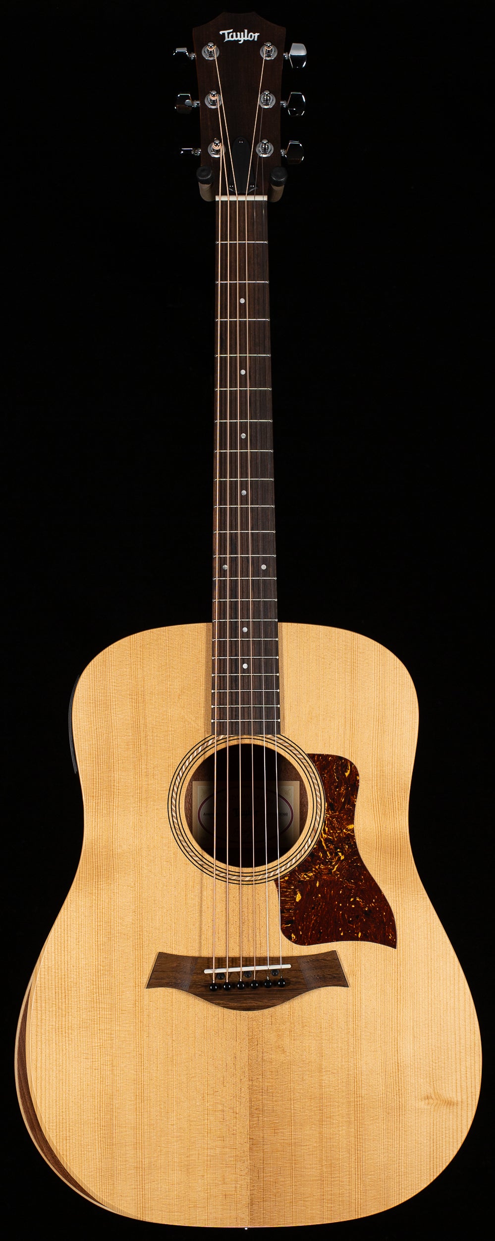 Taylor Academy 10e Walnut/Spruce (092)