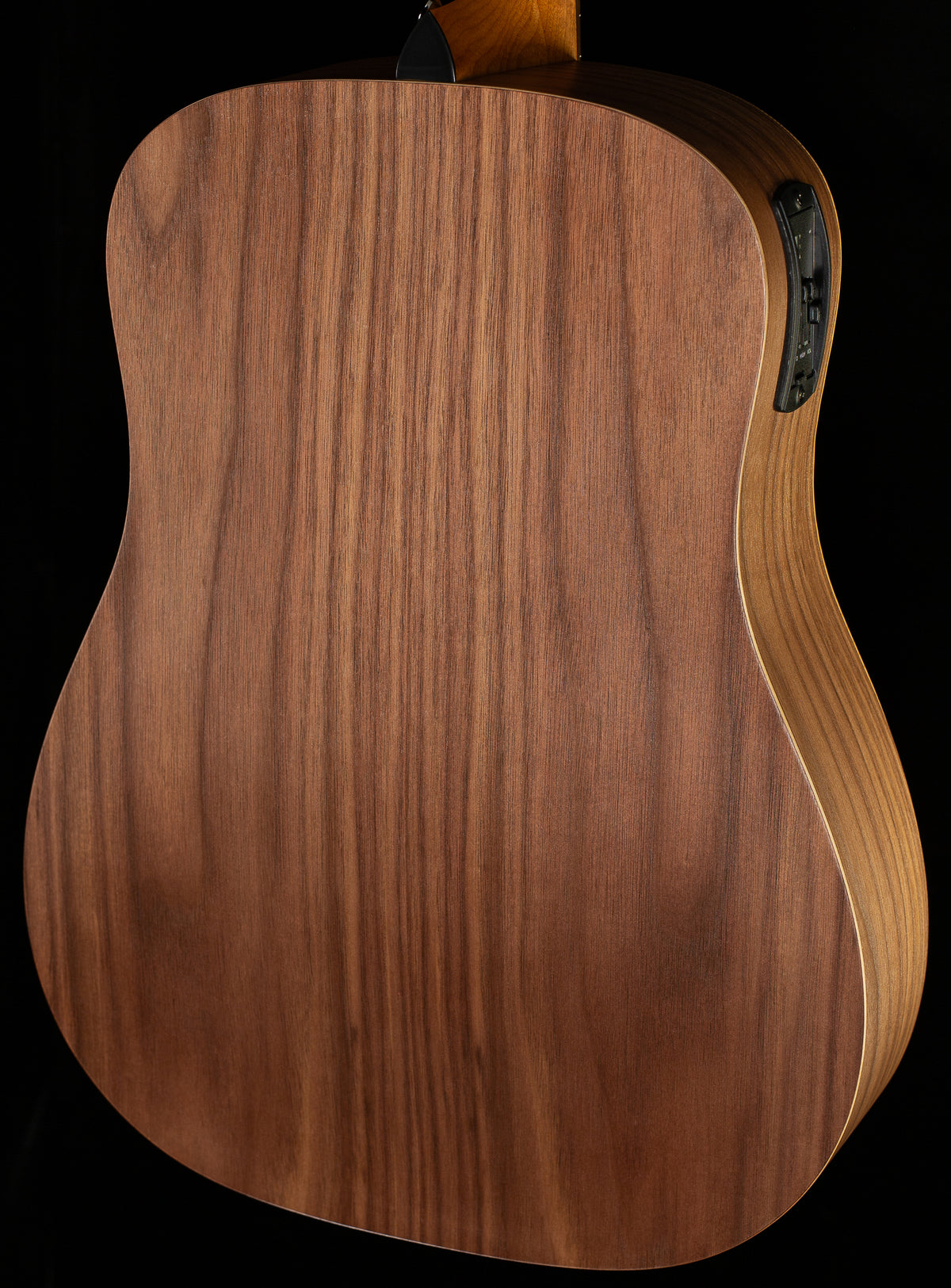 Taylor Academy 10e Walnut/Spruce (092)