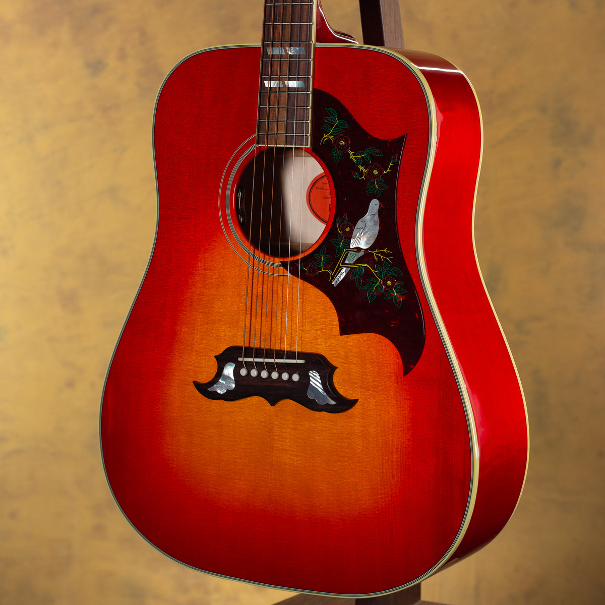 2023 Gibson Dove Original Vintage Cherry Sunburst