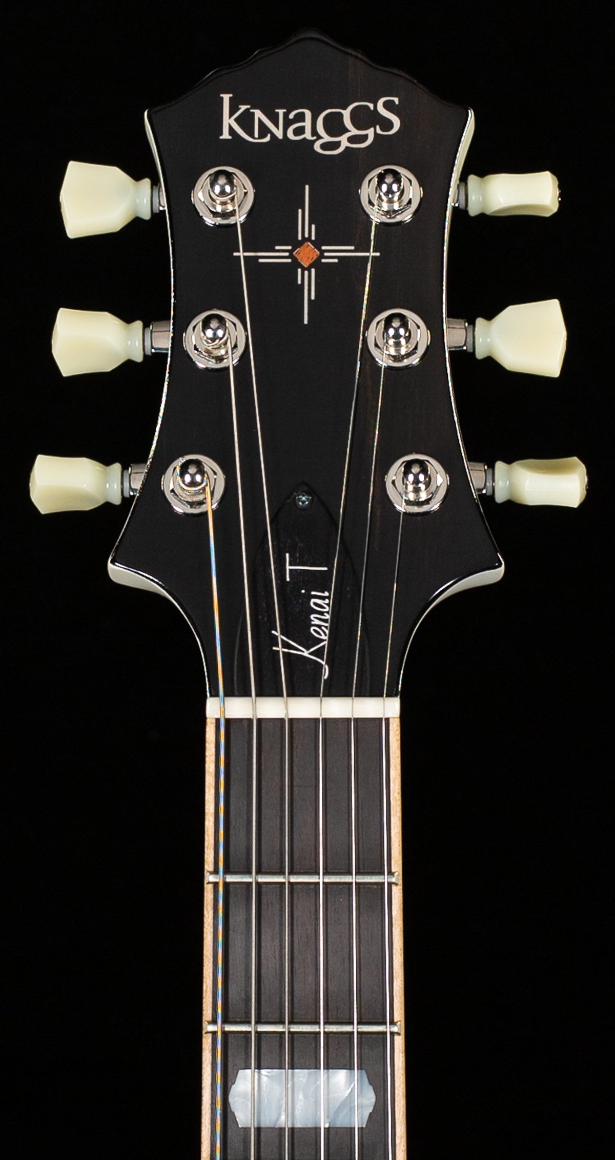 Knaggs Influence Kenai T Crème (253)