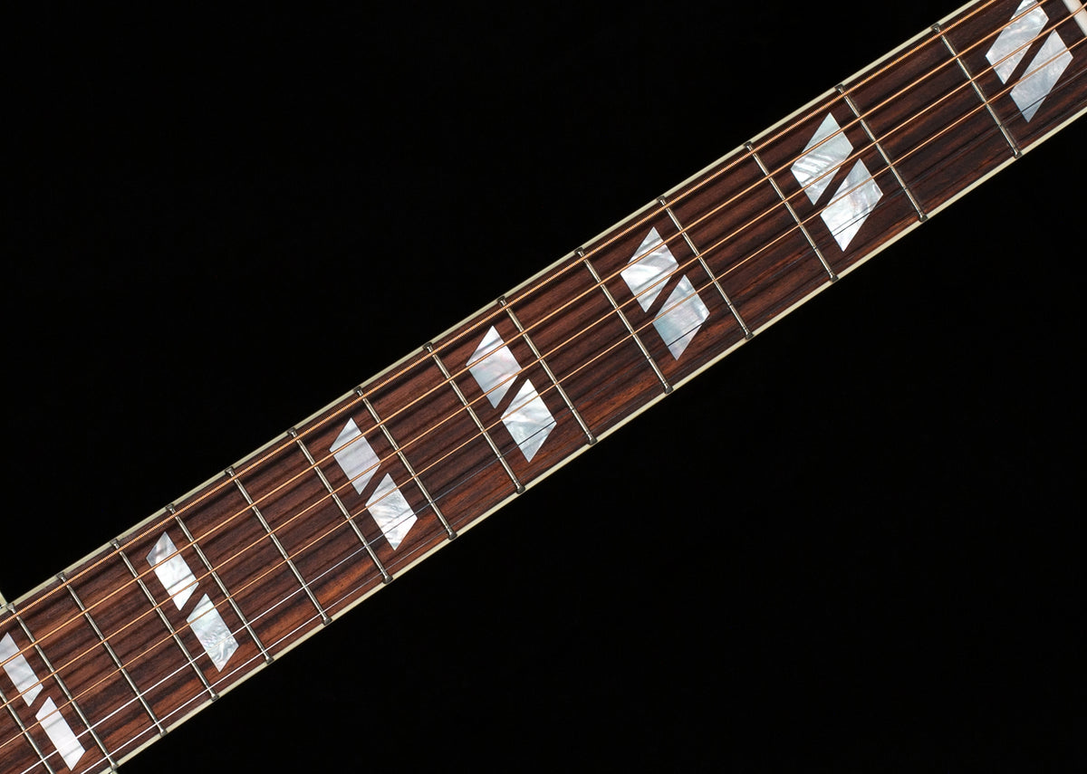 Gibson Custom Shop Miranda Lambert Bluebird Bluebonnet (064)