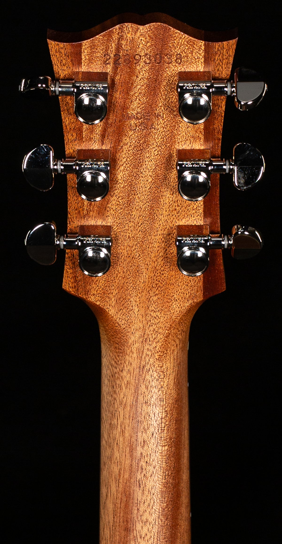 Gibson SJ-200 Studio Walnut Satin Walnut Burst (038)