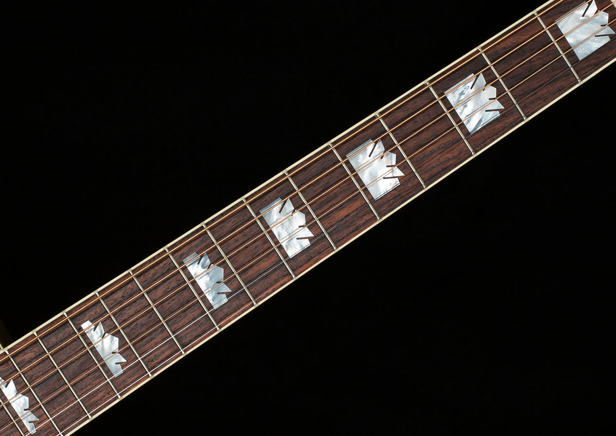 Gibson 1957 SJ-200 Antique Natural (027)