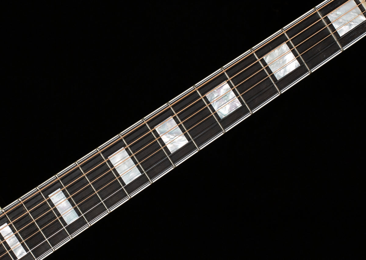 Gibson Custom Shop SJ-200 Western Classic Vintage Sunburst (015)