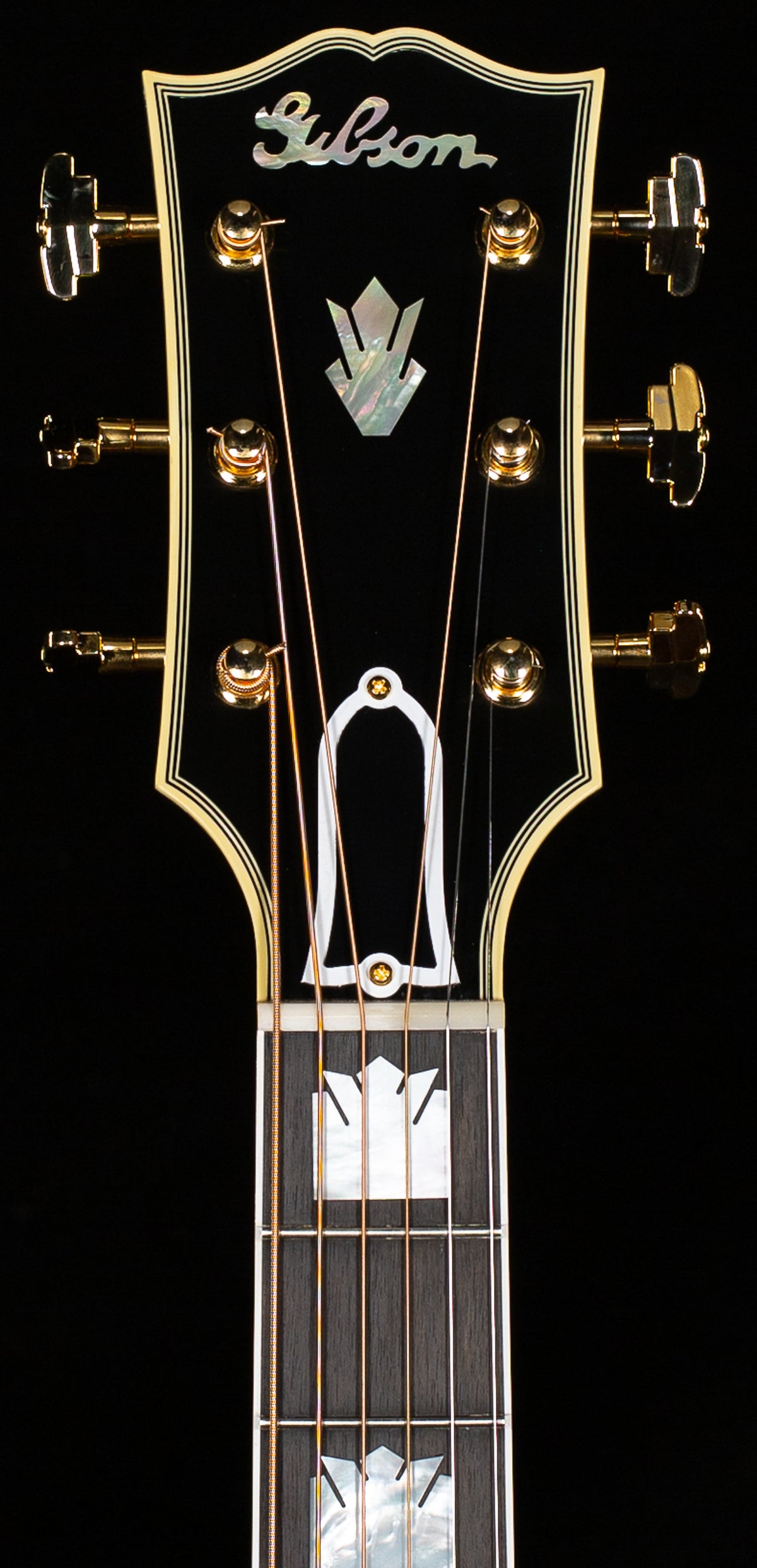 Gibson Custom Shop Pre-War SJ-200 Rosewood Vintage Sunburst (024)