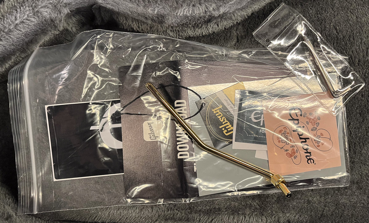 Epiphone Alex Lifeson Les Paul Custom Axcess Quilt Incl. Hard Case Ruby (340)