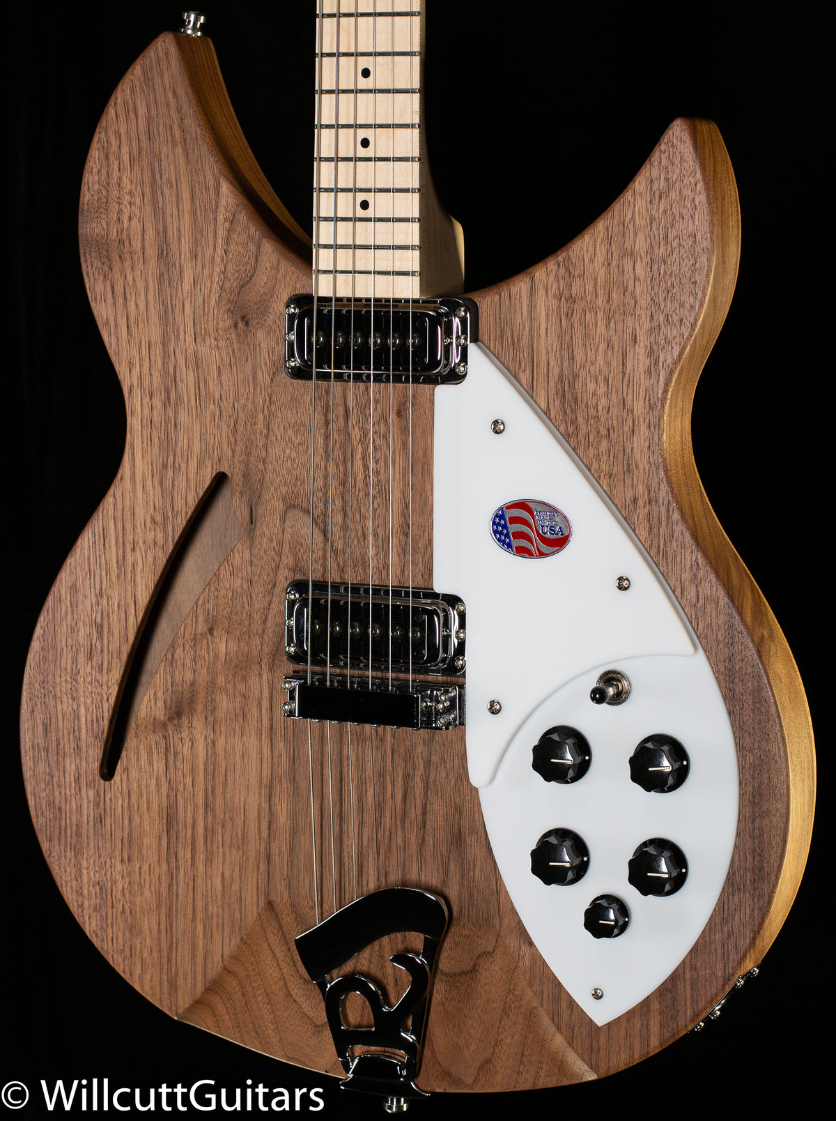 Rickenbacker 330W Walnut (788)
