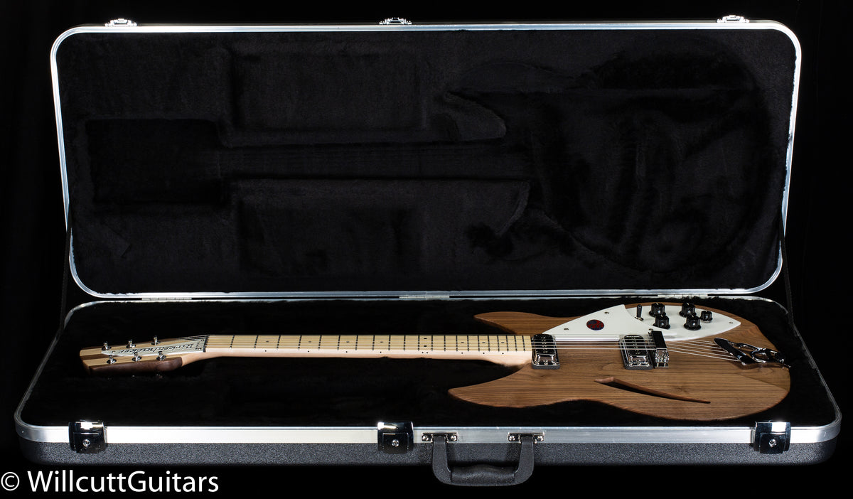 Rickenbacker 330W Walnut (788)