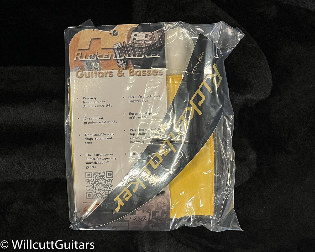 Rickenbacker 330W Walnut (788)