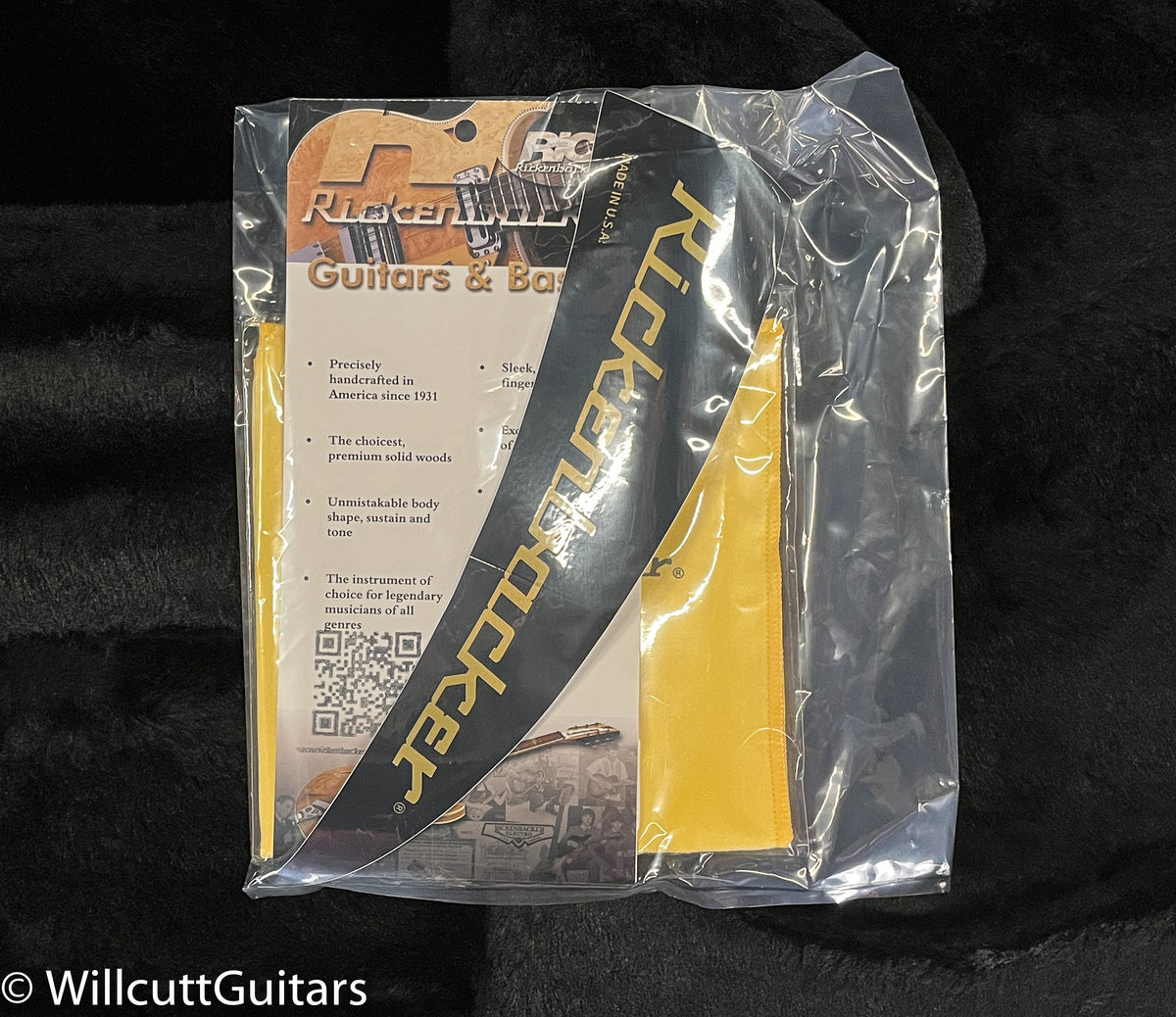 Rickenbacker 330W Walnut (790)