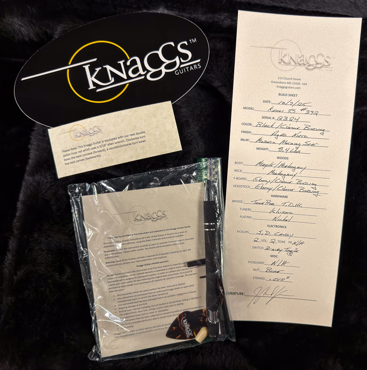 Knaggs Eric Steckel Kenai T/S Black Creme binding (324)