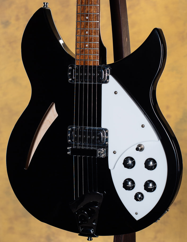 2023 Rickenbacker 330 Jetglo - Willcutt Guitars