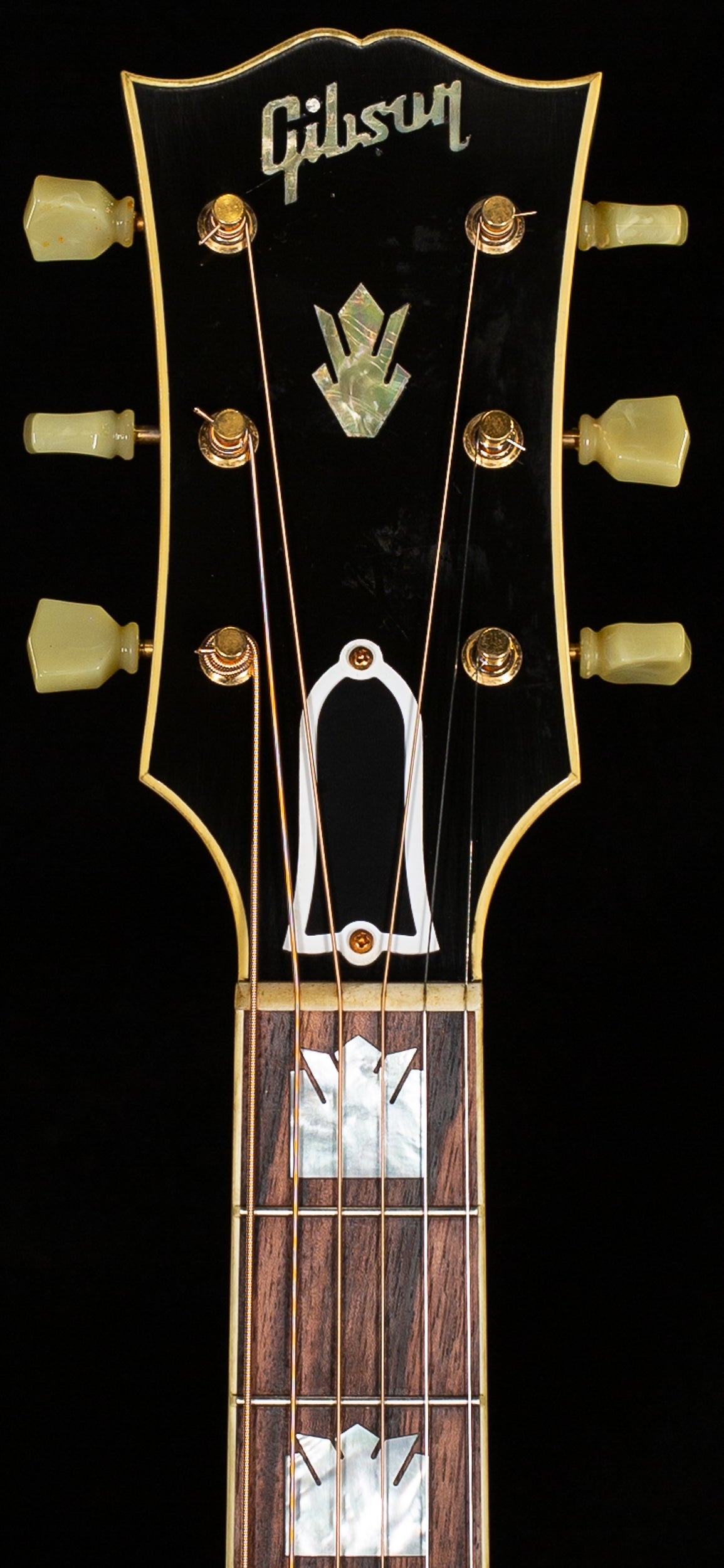 Gibson Custom Shop 1957 SJ-200 Murphy Lab Light Aged Vintage Sunburst (064)