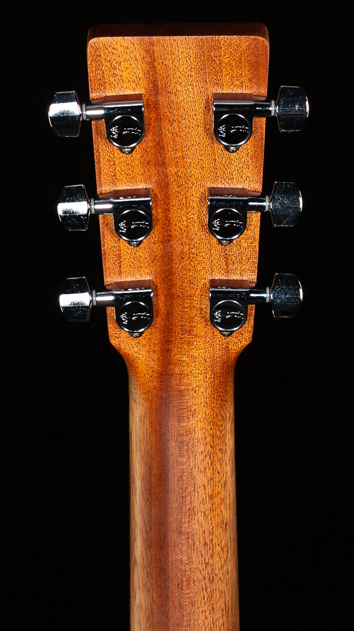 Martin DC-X2E Sitka Rosewood New Old Stock (088)