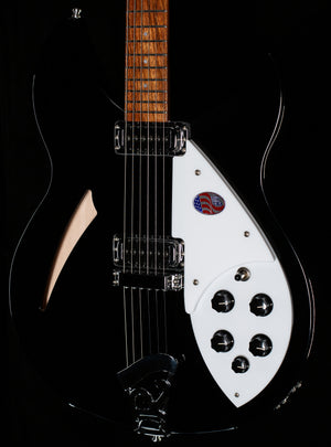 Rickenbacker 330 JetGlo (759)