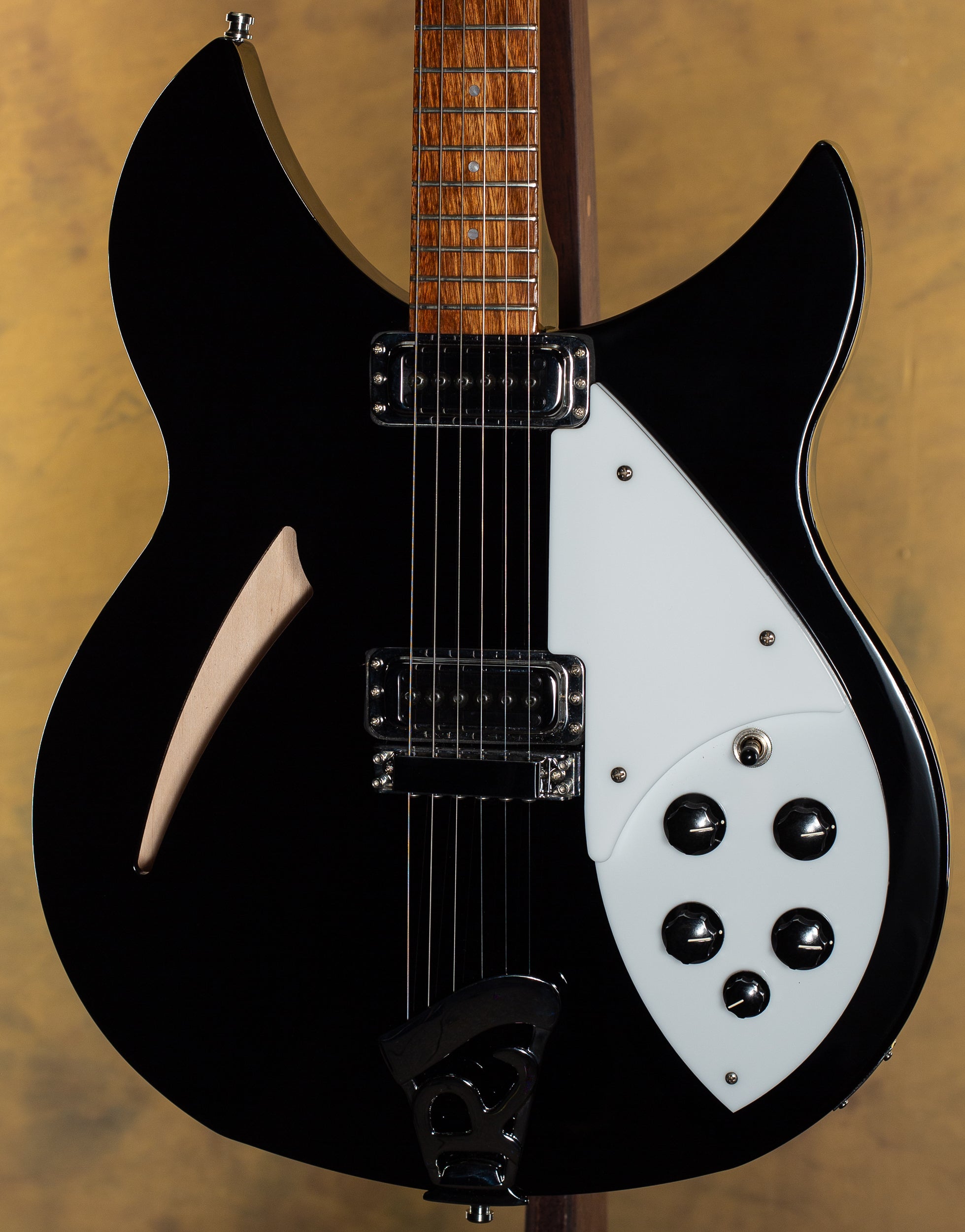 Rickenbacker 330 Jetglo 2023年製 Rickenbacker 330 Jetglo – Motor City Guitar