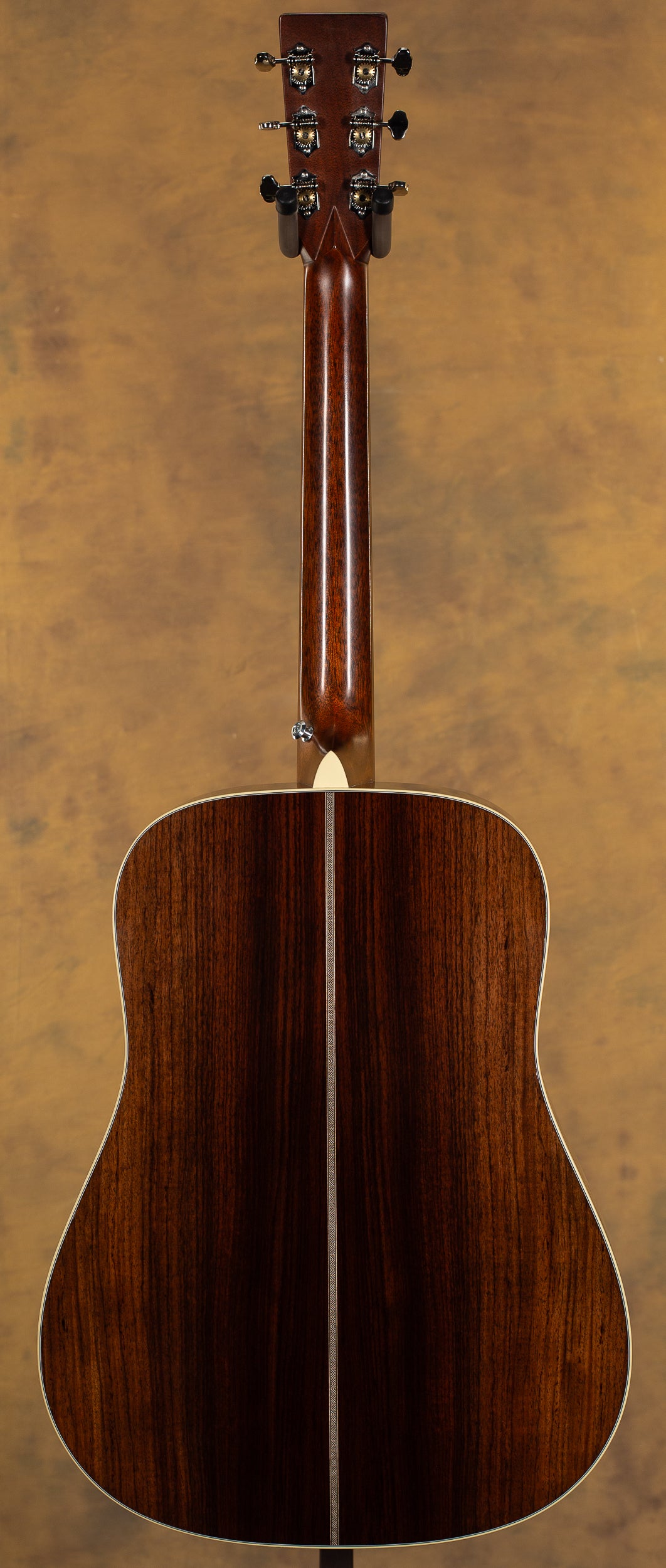 2020 Martin HD-28 Sunburst