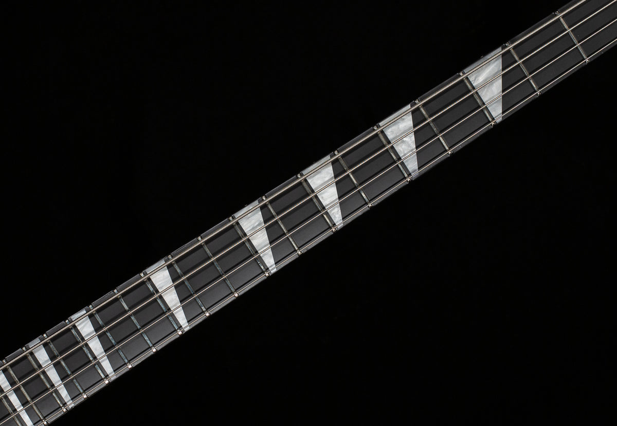 Rickenbacker 4030 BT Short Scale Bass Autumn Glo Demo (002)