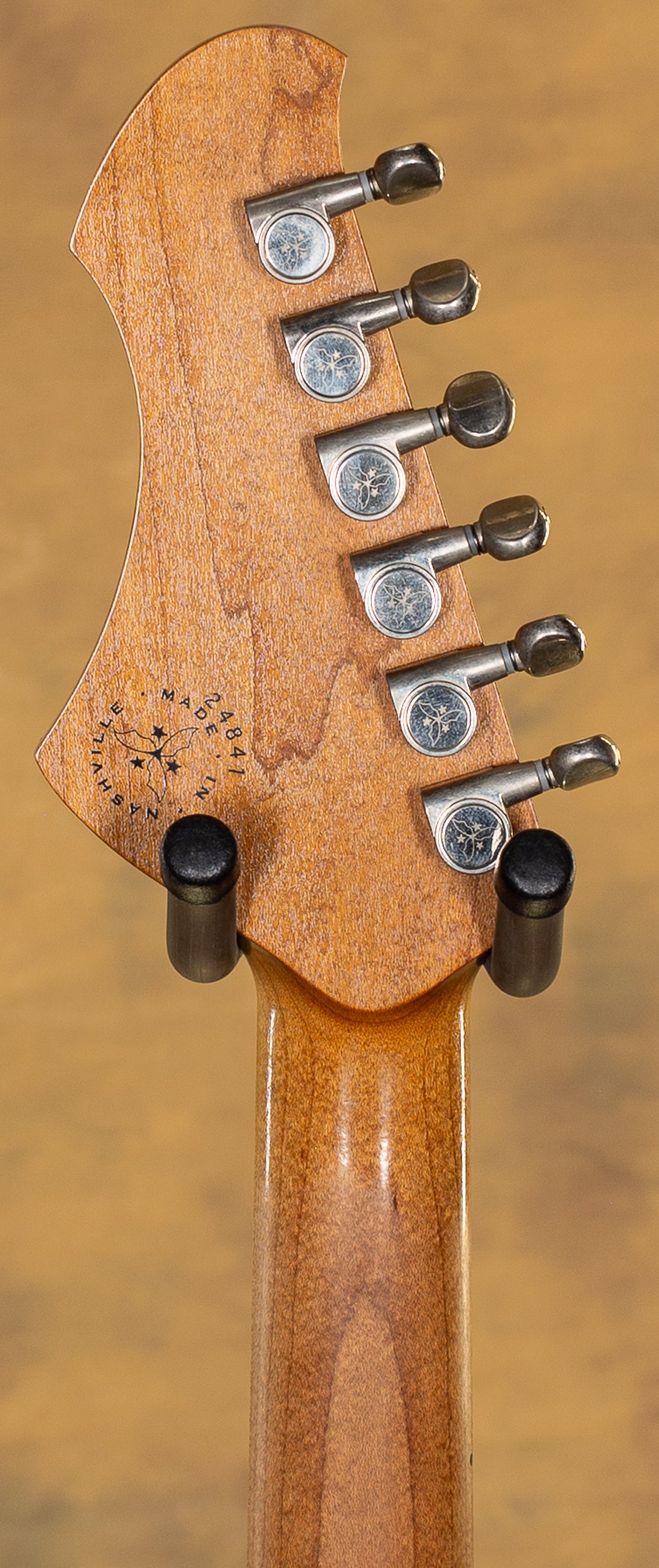 2025 Novo Serus J Custom Surfburst