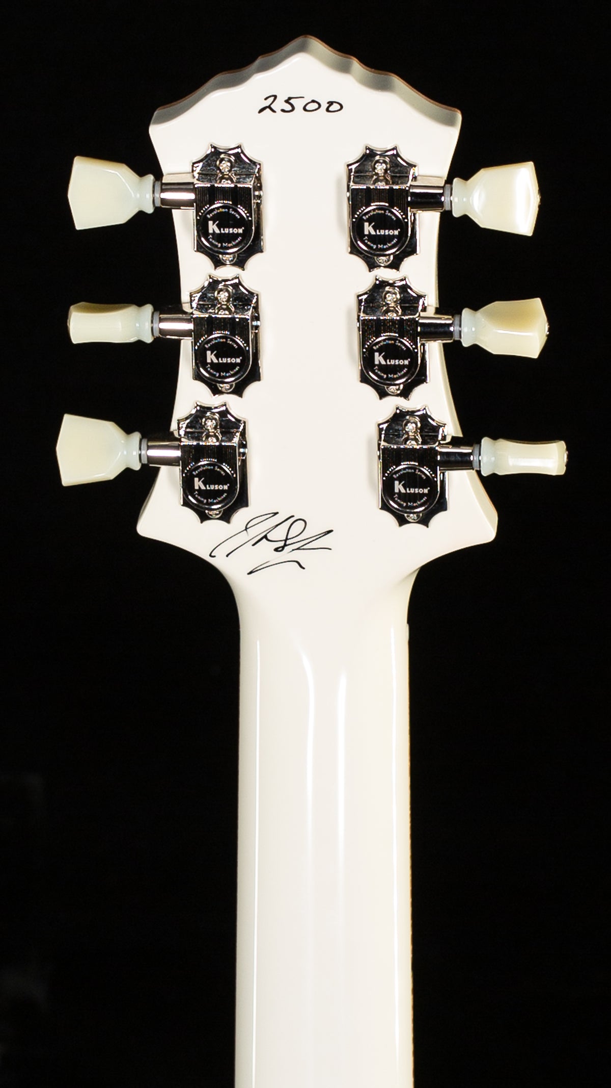 Knaggs Influence Kenai T Creme T2 (500)