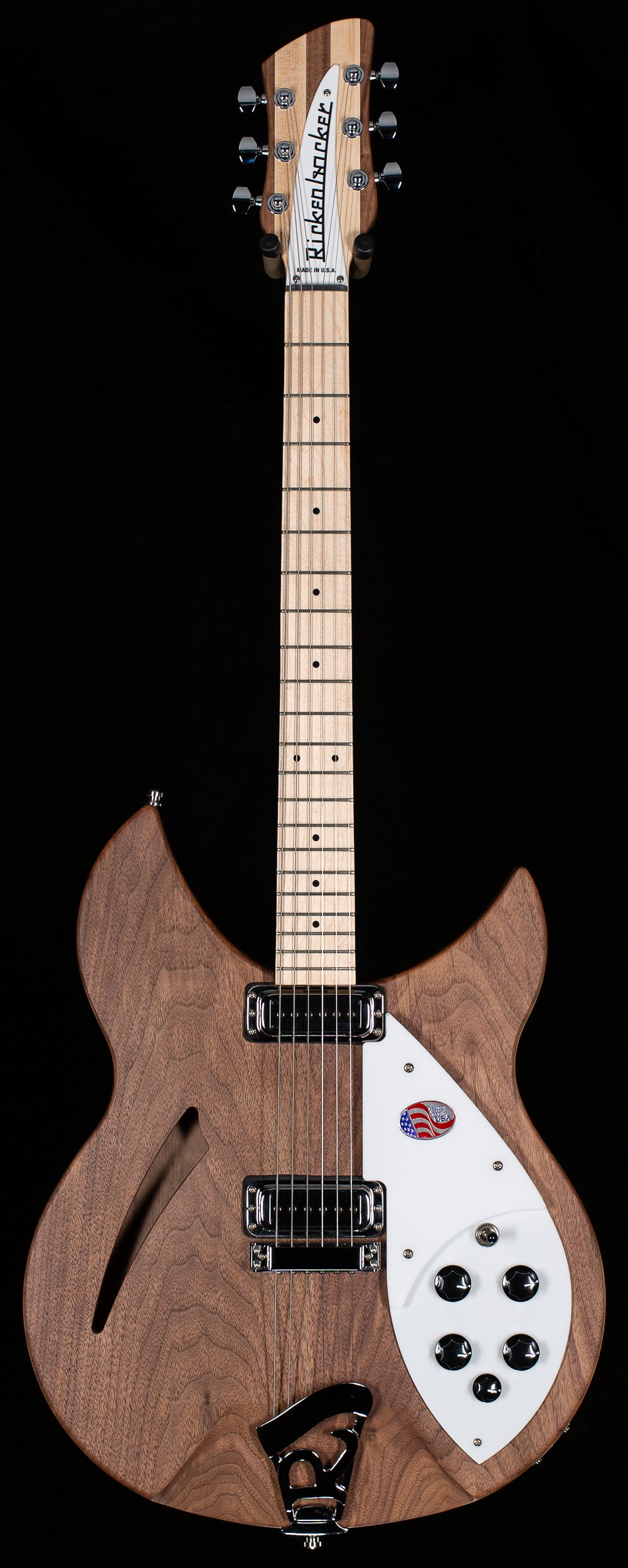 Rickenbacker 330W Walnut (761)