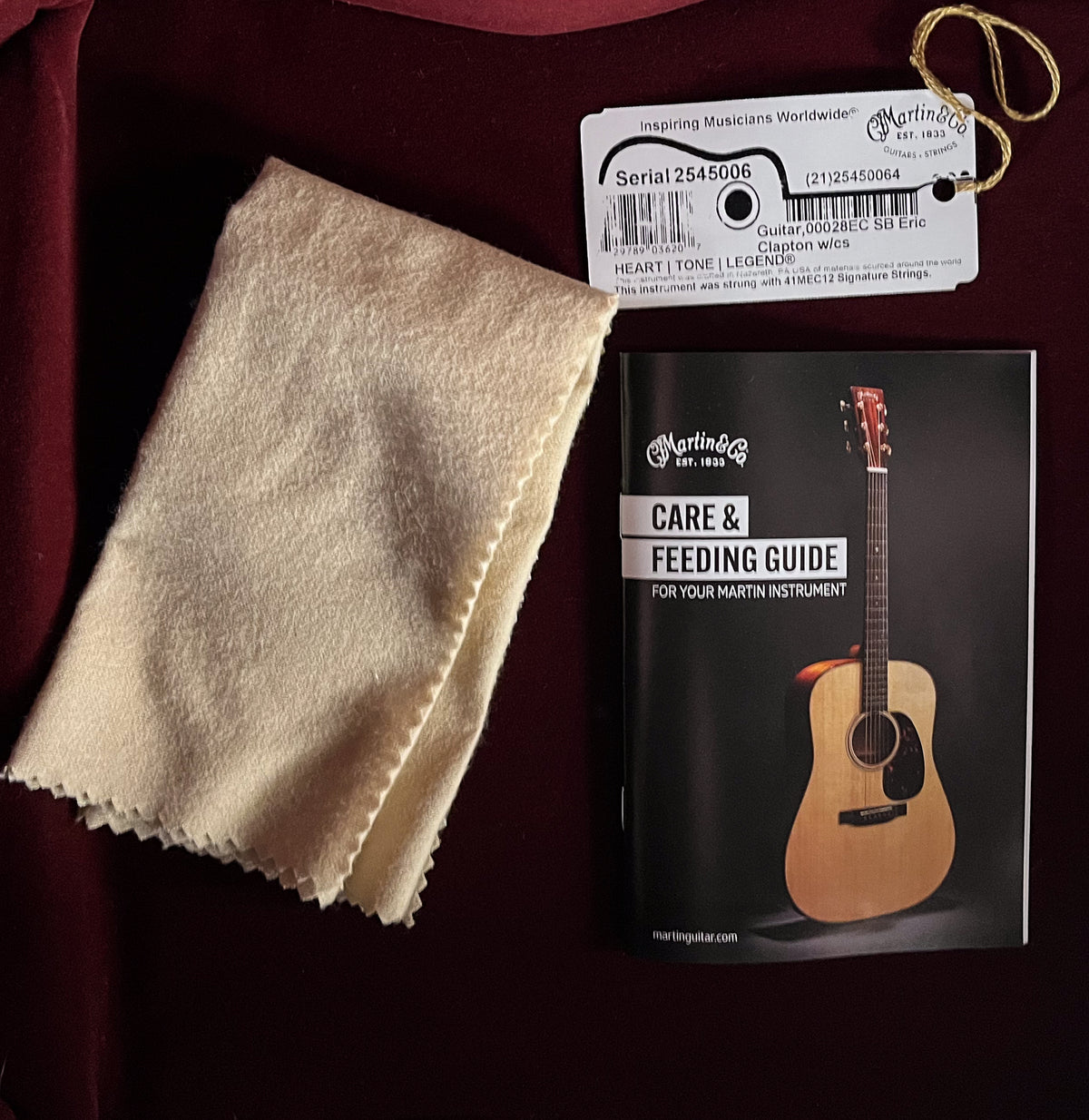 2021 Martin 000-28EC Sunburst Eric Clapton