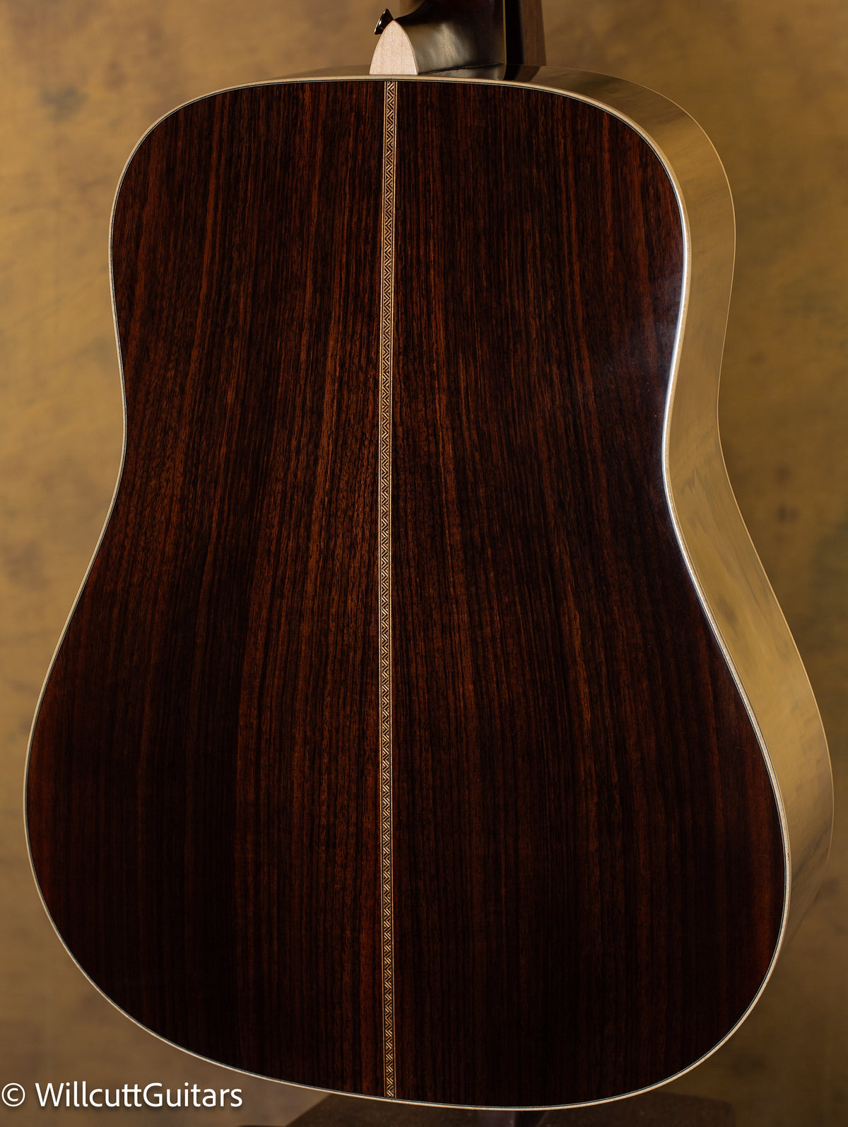 Martin D-28 Modern Deluxe